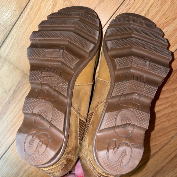 Sorel Joan of Arctic Chelsea wedge bootie size 8.5 women’s - Picture 4 of 5